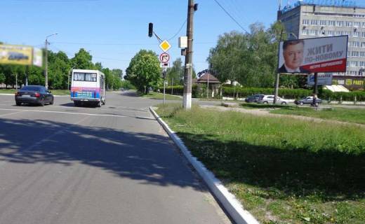 Билборд A в Бровары  бул.Незалежности/Черняховского (А) из центра на Чернигов фото 1