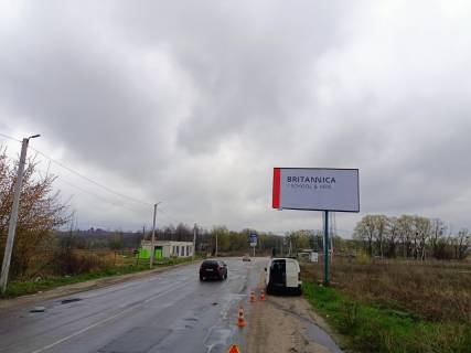 Билборд A в Тарасівці с. Тарасівка, автодорога на Віту-Поштову, перехрестя Aura Village фото 1