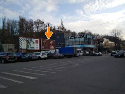 Призма B в Харькове, 6х3  Клочківська вул., 134б - ТЦ "Візит" (правий) (Б) - 431376 фото 1