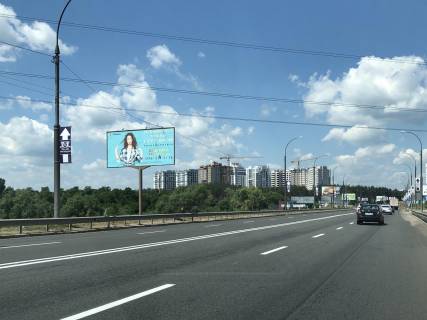 Билборд B в Ирпене в'їзд в Ірпінь з Ірпінської траси, вздовж мосту через р. Ірпінь, перед кругом фото 1
