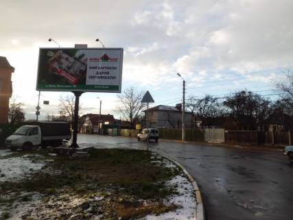 Призма B в Буче, Призма 6*3  на розі вул. Жовтнева та вул. Вокзальна (на з/д переїзді) - 185456 фото 1