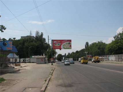 Билборд B в Николаеве, 3х6  ул. Космонавтов, 62 фото 1