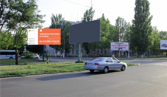 Білборд, Бігборд (Борд)  B у Миколаєві, 3х6  Погранична вул. (Чигрина)/9 Слобідська вул. (Маршала Василевського)  Фото 1