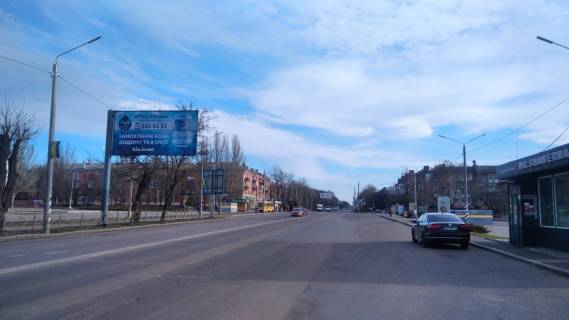 Билборд A в Николаеве, 3х6  Богоявленський просп. (Жовтневий просп.), Театральна вул. (Васляєва), возле ДК "Заря" фото 1