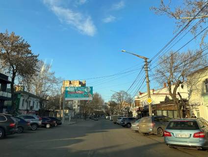Билборд B в Николаеве, 3х6  вул. Маріупольська, 37, біля ресторану California фото 1