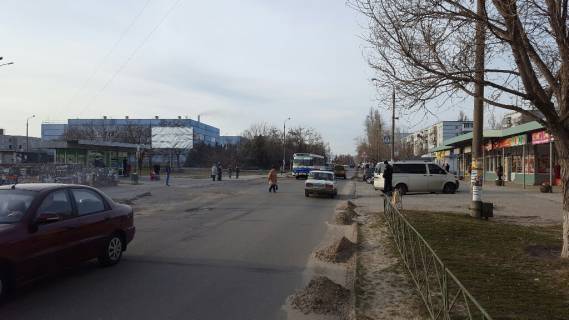 Білборд, Бігборд (Борд)  B у Енергодарі, 3x6  вул. Молодіжна (район Автовозкала) Фото 1