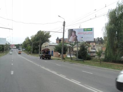 Билборд A в Черновцах ул. Героїв Майдану (Червоноармійська) АЗС выезд фото 1