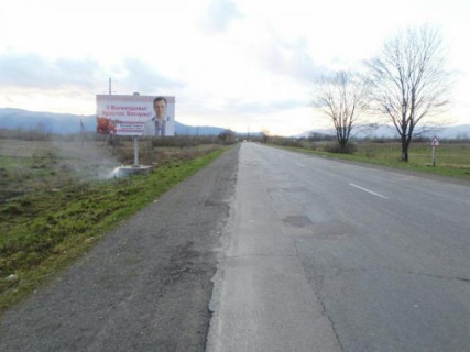 Билборд B в с. Сокирнице, 6x3  с.Сокирниця, в сторону м.Хуст, трасса Мукачево-Рогатин фото 1