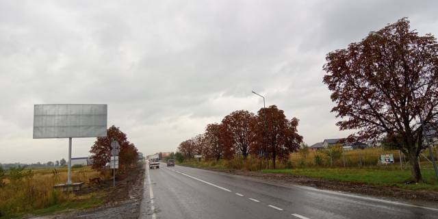 Билборд B в Тячеве вул.Армійська  навпроти АЗС "ОККО" фото 1