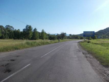Білборд, Бігборд (Борд)  A у Берегово, Біл-борд  смт.Великий Бичків вїзд в селище зі сторони м.Рахів в сторону м.Ужгород траса Рогатин-Мукачево Фото 1