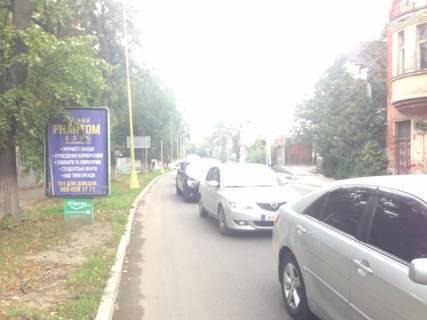 Сiтiлайт B у Ужгороді, Ужгород  м.Ужгород вул.Собранецька 52, біля рест.Капітанський мостик, в сторону вул.Корятовича Фото 1