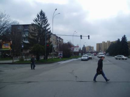Ситилайт B в Ужгороде, 1.2x1.8  проспект Свободи - Швабська, в сторону жд, автовакзалу фото 1
