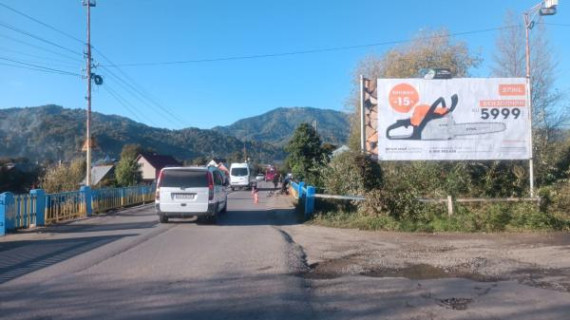 Билборд A в Дубовому, 6x3  смт. Дубове, біля ринку фото 1