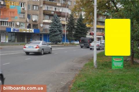 Ситилайт A в Ужгороде м.Ужгород вул. Івана Чендея (Льва Толстого) біля банків БМБ, Автозаз, Фінансова ініціатива,дитячого майданчика Рошен, в сторону пл.Петефі фото 1