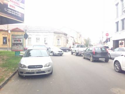 Ситилайт B в Ужгороде м.Ужгород вул.Баконія Берчені, біля автошколи, ломбарду Сакура, в сторону вул.Корятовича фото 1