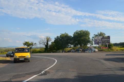Билборд A в Иршаве с.Залужжя (Межа  Іршавського -Мукачівського р-н.) в сторону Іршави фото 1