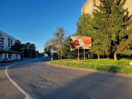 Білборд, Бігборд (Борд)  A у Ужгороді, 6x3  м. Ужгород, вул. Грушевського – Минайська Фото 1