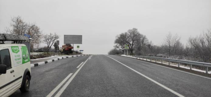 Билборд B в Мукачеве Зупинка Зубівка в сторону м.Хуст фото 1