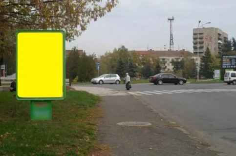 Ситилайт B в Ужгороде, 1.2x1.8  м.Ужгород Слов'янська набережна, біля гот.Ужгород, ресторану Венеція, в сторону транспортного мосту фото 1