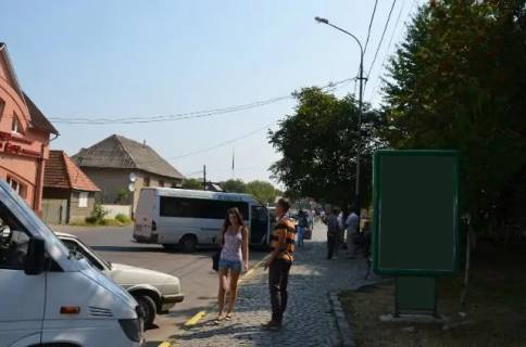 Сiтiлайт A у Тячеві, 1.2x1.8  вул. Незалежності, центр міста, навпроти торгового центру Престиж Фото 1