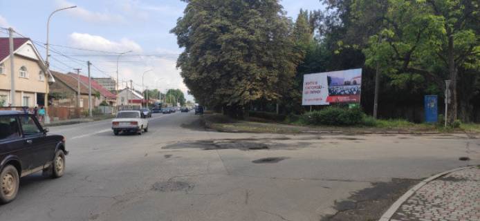 Билборд A в Ужгороде, 6x3  м.Ужгород вул.Карпатської України (Гагаріна)-Романа Шухевича (Лавріщева) фото 1