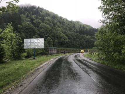 Билборд B в Берегово, 3х6  смт.Ясіня, вїзд в місто, в сторону м.Рахів фото 1