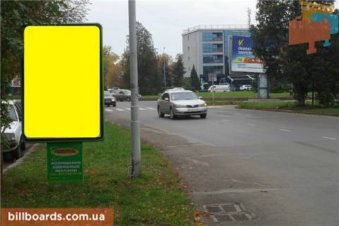 Ситилайт B в Ужгороде м.Ужгород вул. Івана Чендея (Льва Толстого) біля банків БМБ, Автозаз, Фінансова ініціатива, дитячого майданчика Рошен, в сторону гот.Ужгород фото 1