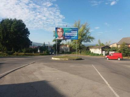Билборд A в Тячеве м. Тячів вул.Чехова - Комсомольська, трансортна розв'язка що з'єднує вокзалиЖД / АВТО зі спальними районами. фото 1