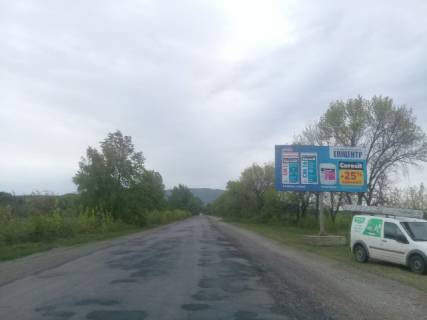 Billboard A in Vinogradiv, 6x3  Viizd z s. Onok, v storonu m. Vinogradiv Photo 1