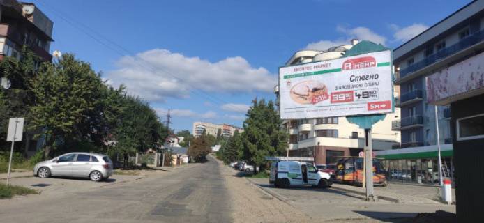 Билборд A в Ужгороде, 6x3  м. Ужгород, вул. Собранецька – Миколи Леонтовича (Грибоєдова), біля лікарні фото 1
