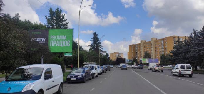 Billboard A in Uzhgorod, Біл-борд  m. Uzgorod prosp.Svobodi, navproti gotelu "Zakarpatta" Photo 1