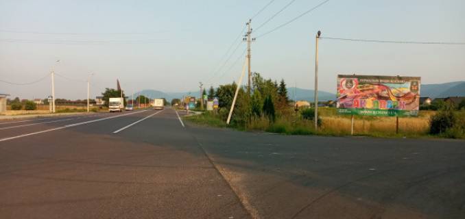 Білборд, Бігборд (Борд)  A у Тячеві, Біл-борд  смт. Буштино, в'їзд зі сторони м. Хуст, поврот на с. Вишково, АЗС Вакос, траса Мукачево-Рогатин Фото 1