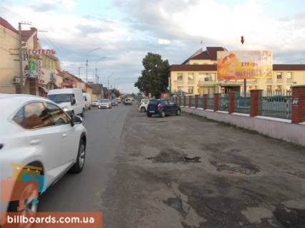 Билборд A в Хусте м. Хуст, вул. Івана-Франка, центр міста, перед автовокзалом, в сторону м. Івано-Франківськ фото 1