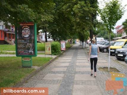 Ситилайт B в Тячеве вул. Незалежності, біля Правекс банку та магазинів фото 1