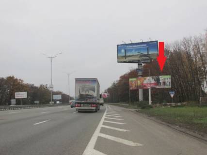 Билборд A в Киеве, 6х3  Бориспільське шосе з м.Бориспіль (30+500, виїзд з заправки АМІК), правий фото 1