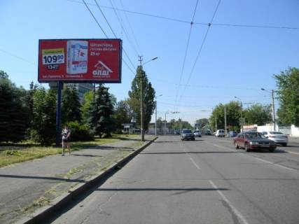 Билборд B в Киеве Пр-т Отрадный (напротив дома №40), на перекрестке. Офисный центр ЖК Фундамент, ресторан Сыто-Пьяно схема