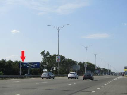 Білборд, Бігборд (Борд)  B у Києві, 6х3  Бориспільське шосе в м.Київ (32+300, за 30м.до з'їзду на заправку Shell), лівий Фото 1