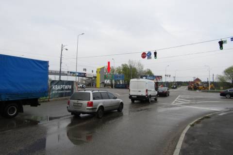 Білборд, Бігборд (Борд)  A у Києві, призма  Ревуцького вул., 13 (громадський пляж, гімназія №290, ресторани "Штандартъ", "Нова Земля"),в напрямку Ревуцького вул. Фото 1