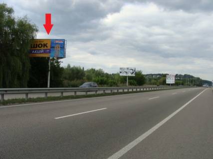 Білборд, Бігборд (Борд)  B у Києві, щит  Новообухівська траса (Дніпровське шосе), в напрямку м. Київ, 5км. після ТЦ"Мегамаркет",550м до повороту на с. Лісники Фото 1