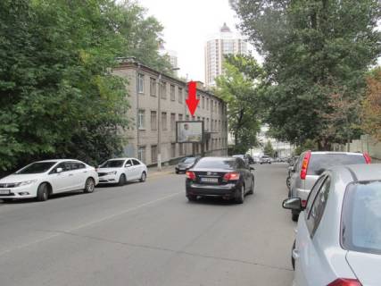 Скроллер B в Киеве, 3.14x2.3  Кудрявський узвіз, 5, (Кристал банк), в напрямку вул. Глибочицькій - 321879 фото 1