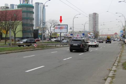 Білборд, Бігборд (Борд)  B у Києві, призма  Героїв полку «Азов» вул. (Маршала Малиновського)., 24/10, (станція метро Оболонь, "Велика Кишеня", ТРЦ" Дрім Таун"), в напрямку Оболонський просп. Фото 1