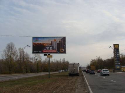 Prismatron, Prism A in Kyiv, 6х3  Богатирська вул., 3д (Кредит Дніпро, АЗС Кло, Motto), на розподілювачі, в напрямку Бандери Степана просп. - 664971 Photo 1