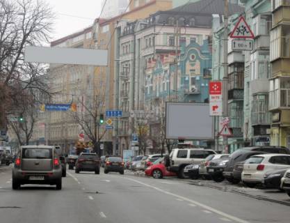 Нестандарт  у Києві Володимирська вул.  Фото 1