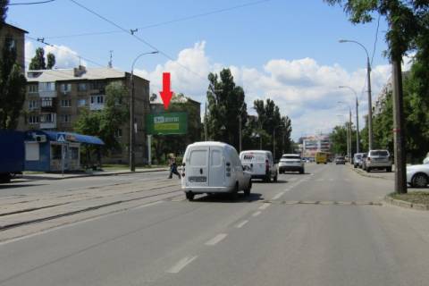 Білборд, Бігборд (Борд)  B у Києві, щит  Кирилівська вул. (Фрунзе вул.), 89 - вул. Хвойки В., (Ощадбанк, Парк Хвойки, стадіон "Спартак"), в напрямку О.Теліги вул. Фото 1