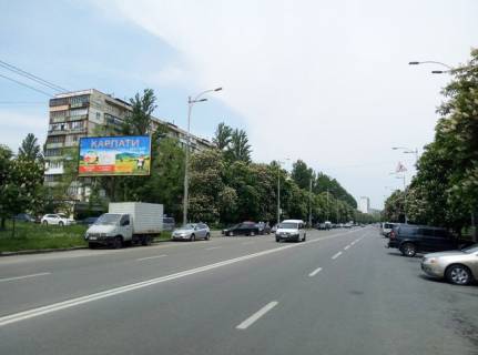 Білборд, Бігборд (Борд)  B у Києві, 6x3  Роллана Ромена бул., 3 (Еко-маркет, АТБ-маркет, Діла, Аптека №1, Фора), в напрямку Коласа Якуба вул. Фото 1
