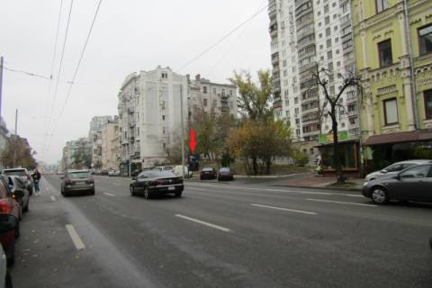 Скроллер A в Киеве Хмельницького Б. вул. 37 (CITYHOTEL, Ощадбанк, м. Театральна), в напрямку  Володимирська вул, Хрещатик вул. - 299732 фото 1