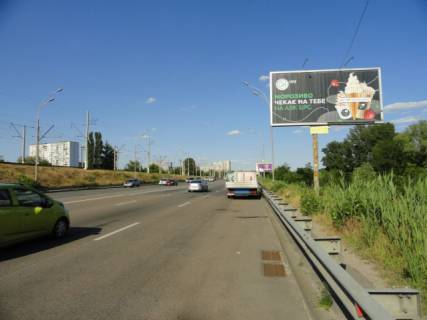 Призма A в Киеве, 6x3  Дарницьке шосе (СТО, ЖК Причал, АЗС Єврогаз), 300 м після повороту на Сортувальна вул., в напрямку Петра Григоренка просп. - 175211 фото 1