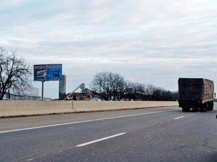 Billboard B in Dachne, 3х6  Kiiv-Odesa (452+810).Do Klevernogo mostu z Kieva, sklads'kij kompleks, navproti  AZS Sokar Photo 1