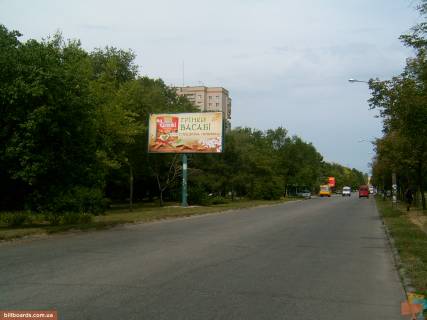 Билборд B в Запорожье вул. Чарівна (перший Шевченківський м-рн), напроти жилого будинку № 153А, ліворуч фото 1
