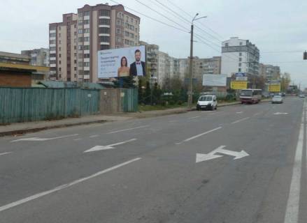 Билборд B в Ивано-Франковске, 3х6  Івасюка-Вовчинецька (Гагаріна) перехрестя        зі сторони Велесу фото 1
